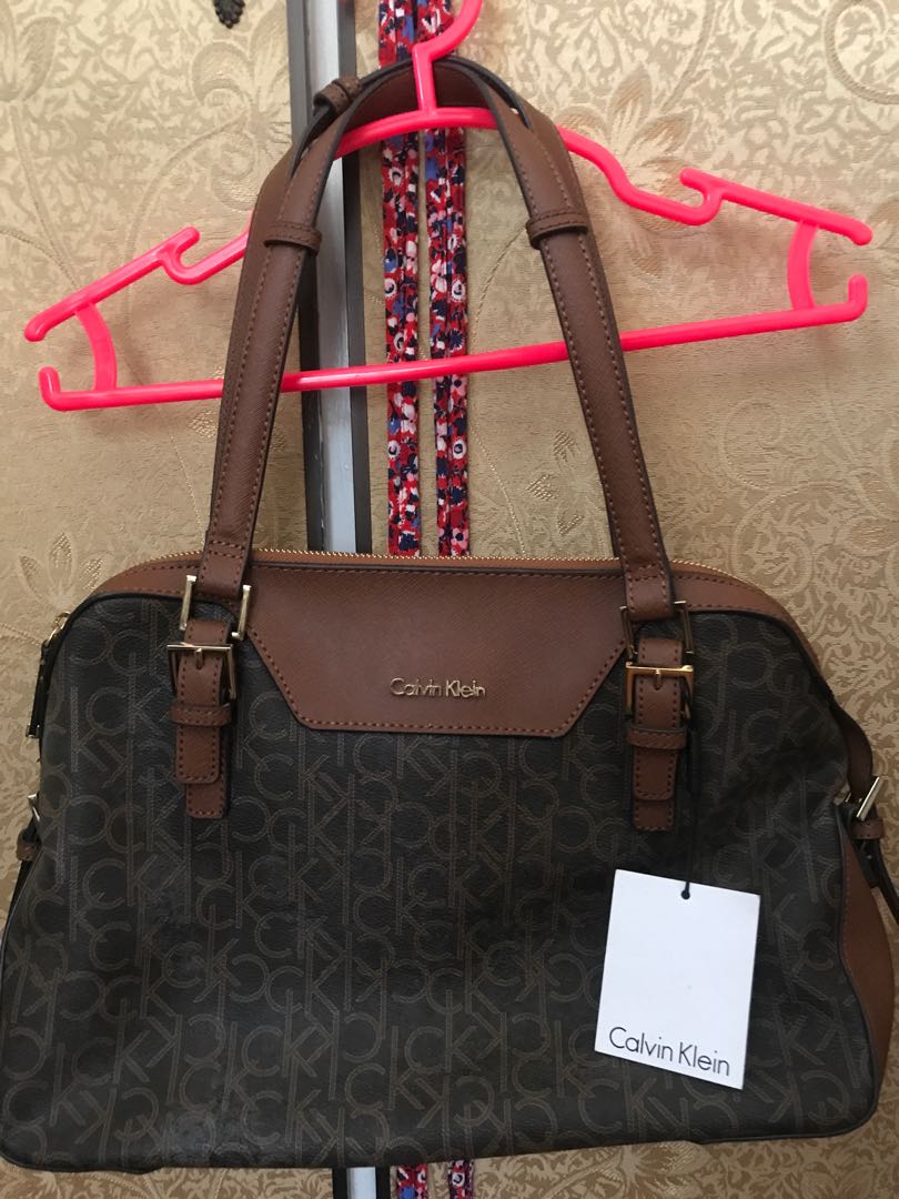Calvin Klein Brown Tote Bag, Luxury, Bags & Wallets on Carousell