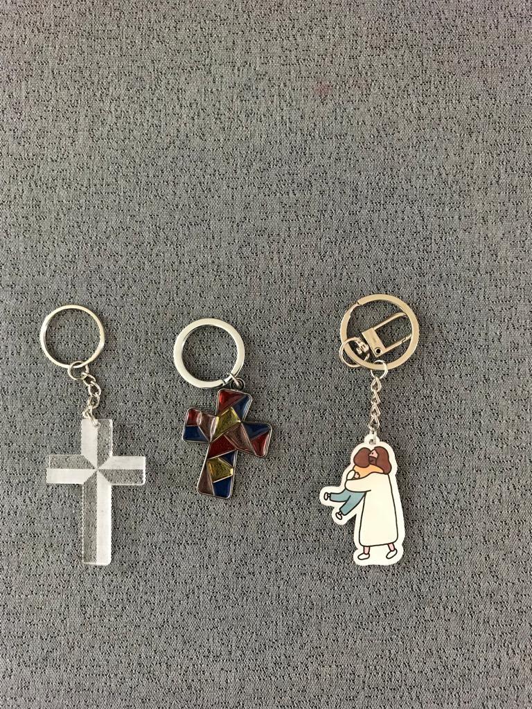 Gold shop cross keychain