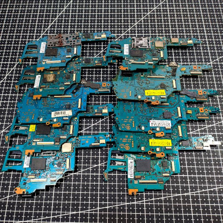 Defective Playstation Portable PSP lot for parts, Video Gaming, Video