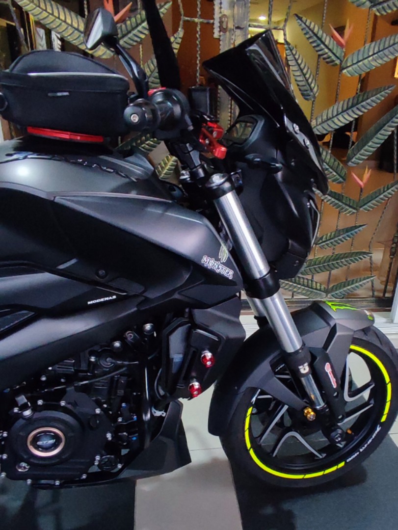Dominar 400 store ug modified
