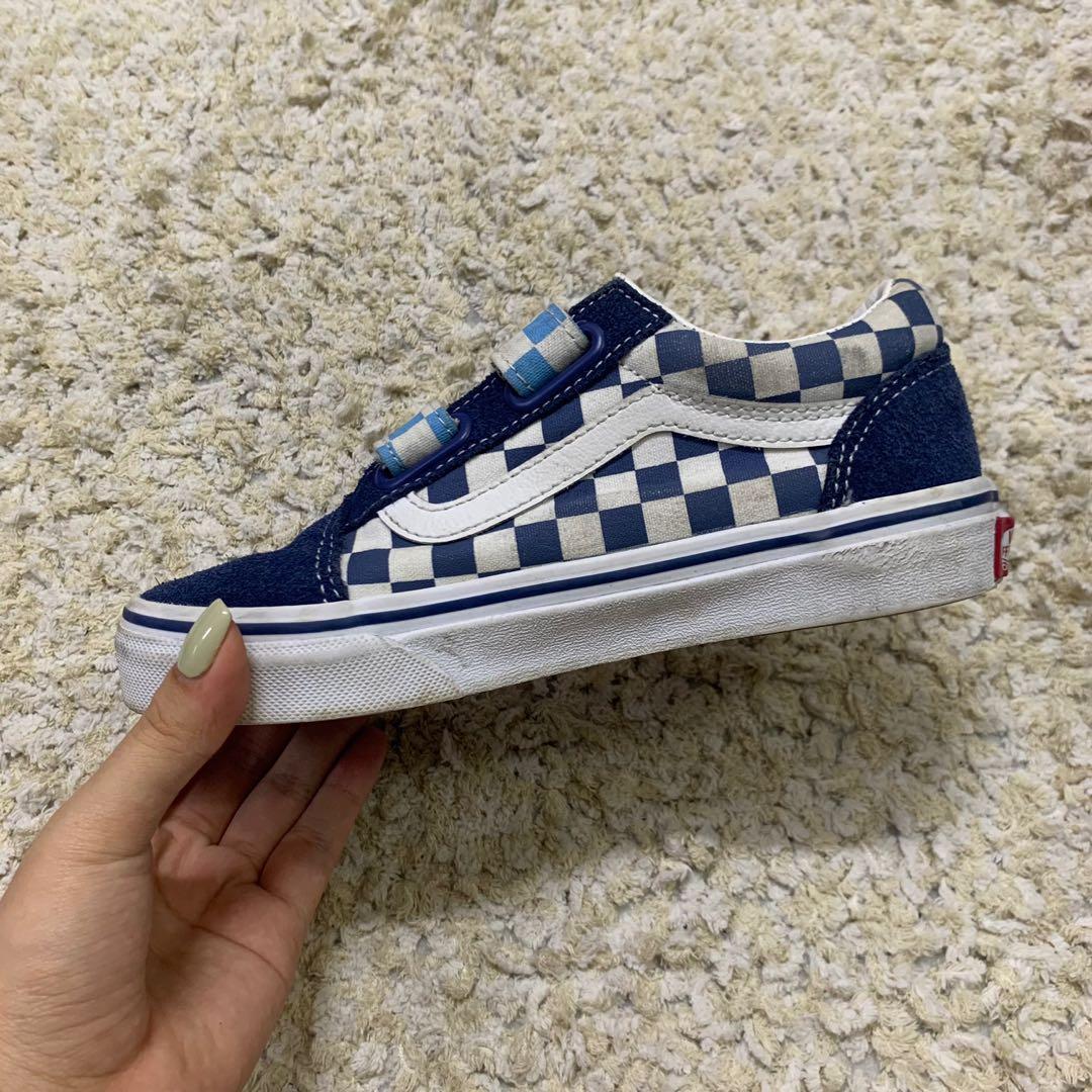 E31.5 Kids blue checkered Vans shoes