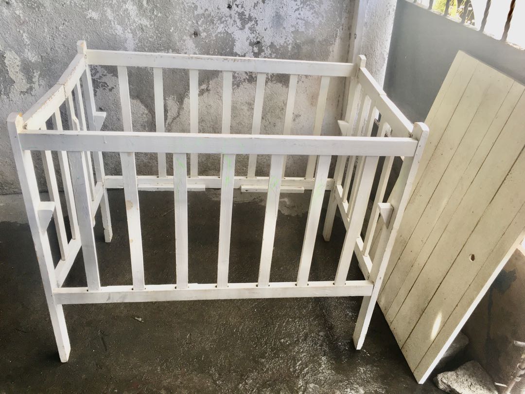 For TakeAll!Preloved Wooden Crib with Freebies, Babies & Kids, Baby