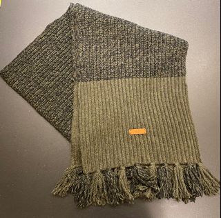 （分類：）位於 。 由 choisi28 提交（商品編號 1155113914，圖片 1）。簡介： 。