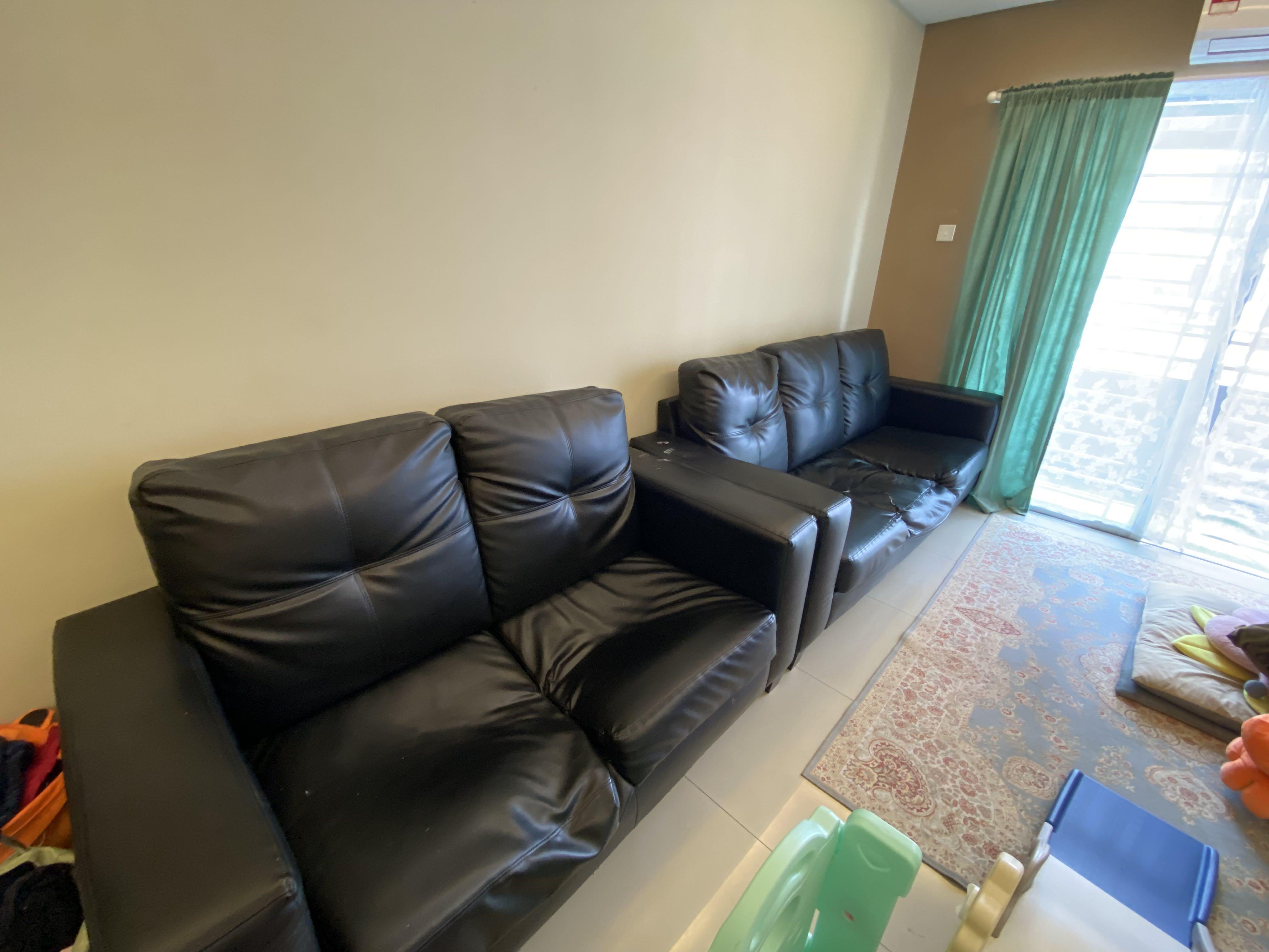 FREE! Sofa 3+2 seater. Self pick up. Area Bukit Jalil, Furniture & Home