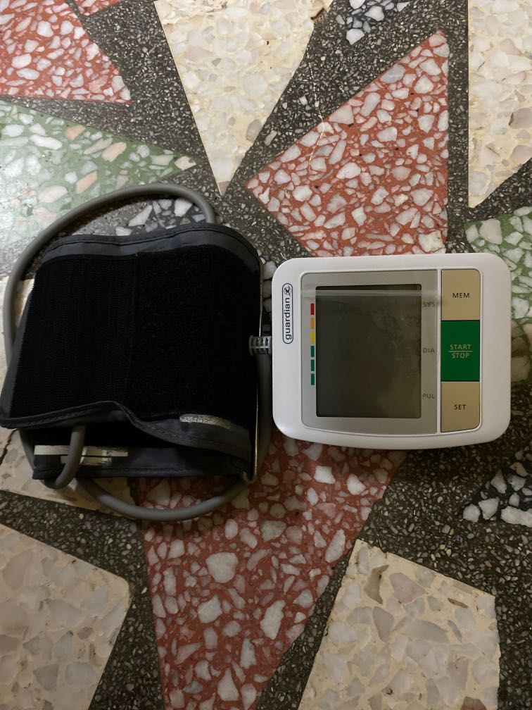 GUARDIAN Blood Pressure meter BP METER GUARDIAN, Health & Nutrition
