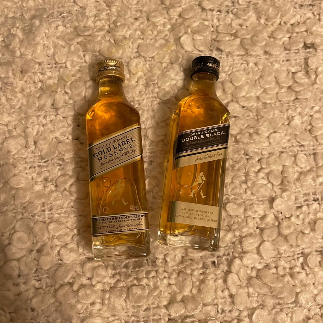 Johnnie walker 1 double black and 1 gold label reserve mini ...