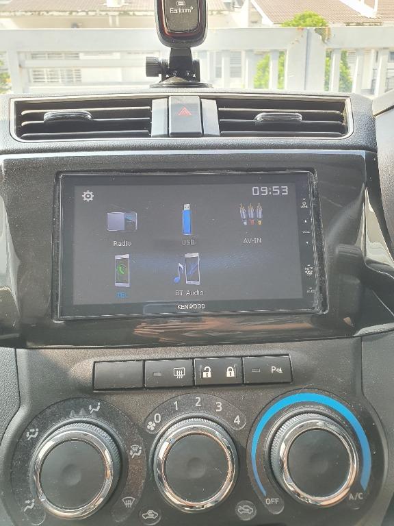 KENWOOD DMX1025BT Digital Media Receiver with 6.8" WVGA Capacitive