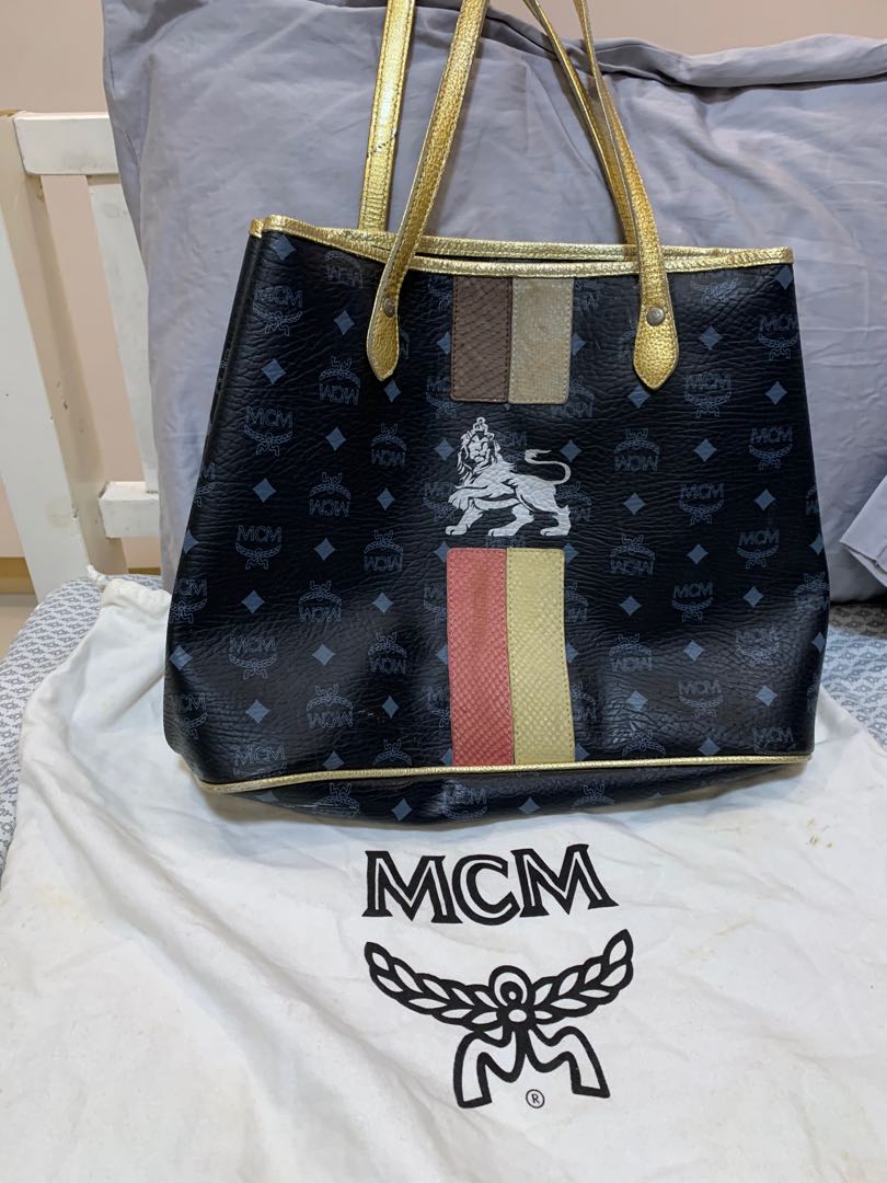 MCM Lion Series Tote Bag Women s Fashion Bags Wallets Tote