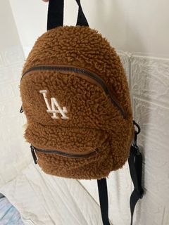 （分類：）位於 。 由 irinali0504 提交（商品編號 1154986402，圖片 1）。簡介： 。
