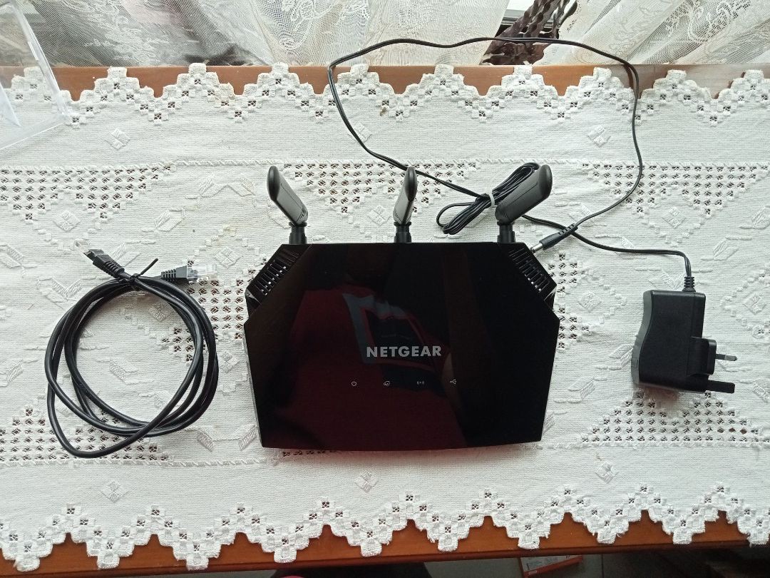 Netgear R6350 AC1750 Dual-Band WiFi 5 Smart Router, Computers & Tech ...