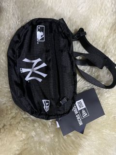 (Category: ) located in . Submitted by joyepoh.preloved (Listing ID 1154985030, Image 1). Description: .