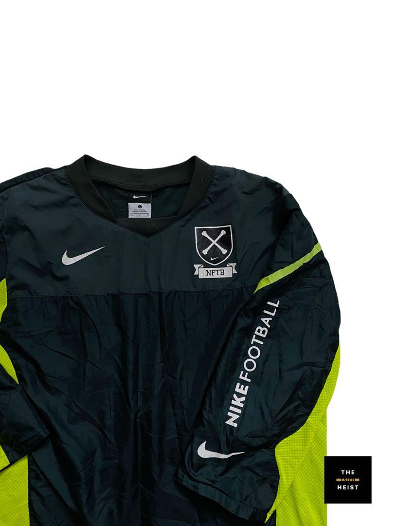 mens nike football training kit