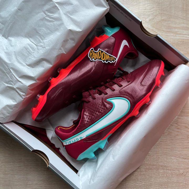 Nike new arrivals maroon boots
