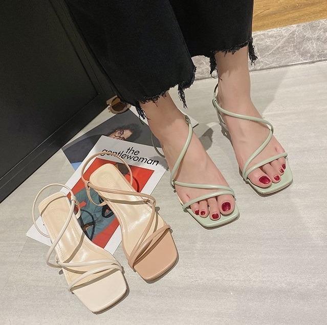 Heels size 5 cheap sales