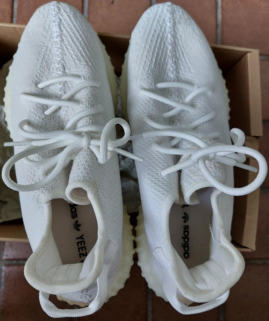Yeezy triple hotsell white size 5