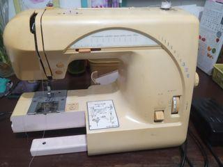 Sewing machine portable