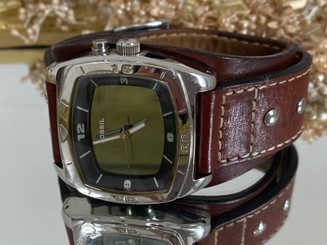 Old fossil deals watches