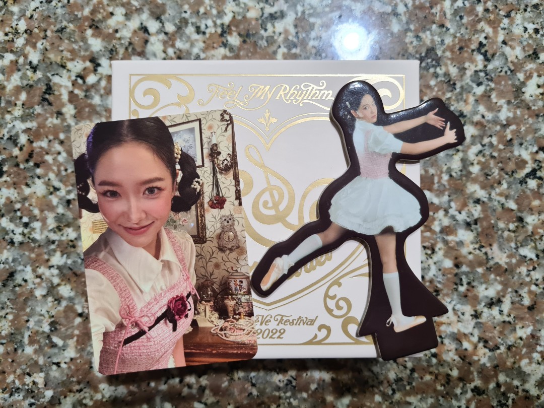 [WTS] Red Velvet Feel My Rhythm Orgel Version + Yeri Pc + Yeri Stand