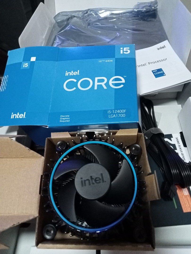 Intel Core i5-12400F with new stock cooler goes on sale in Peru two weeks  prior to launch 