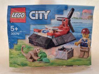 30570 LEGO CITY WILDLIFE RESCUE HOVERCRAFT