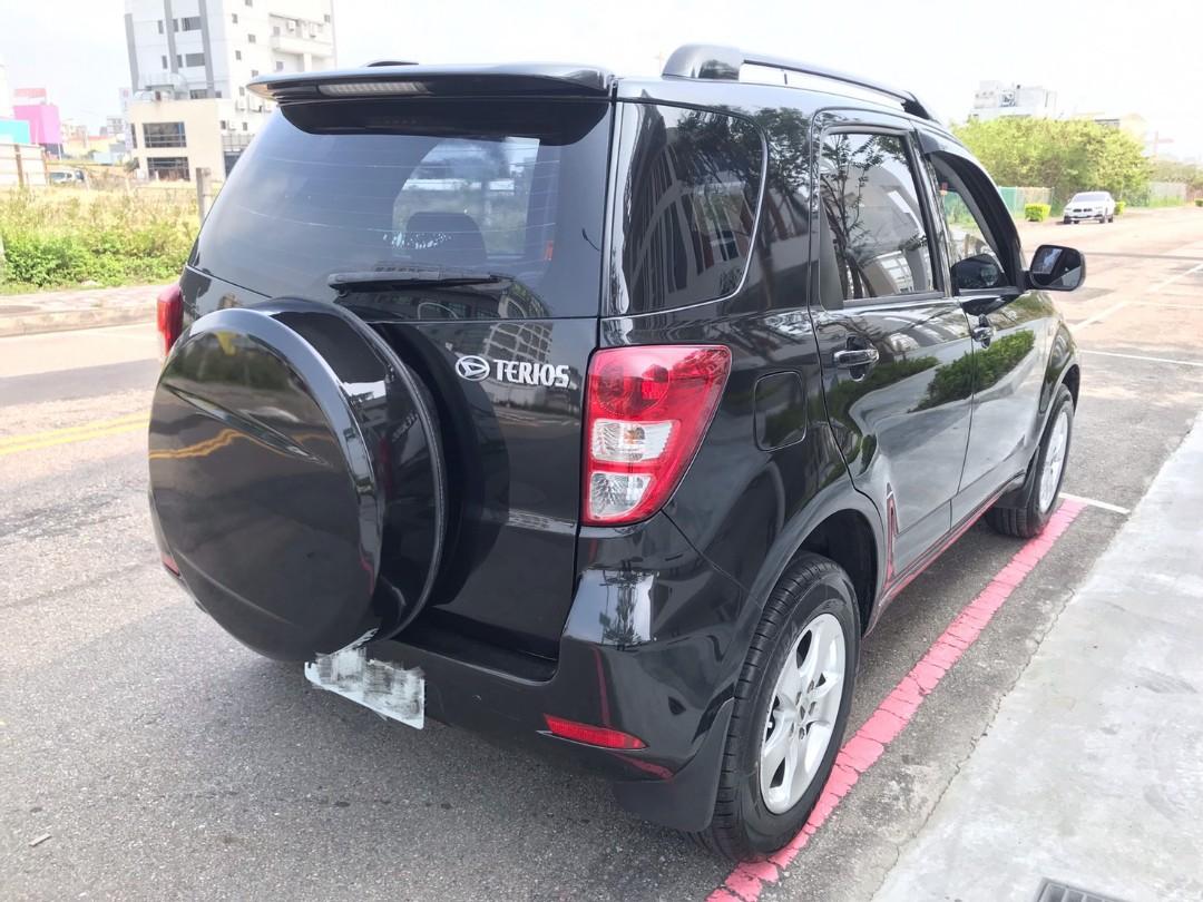 小悍馬, 汽車, 汽車出售在旋轉拍賣