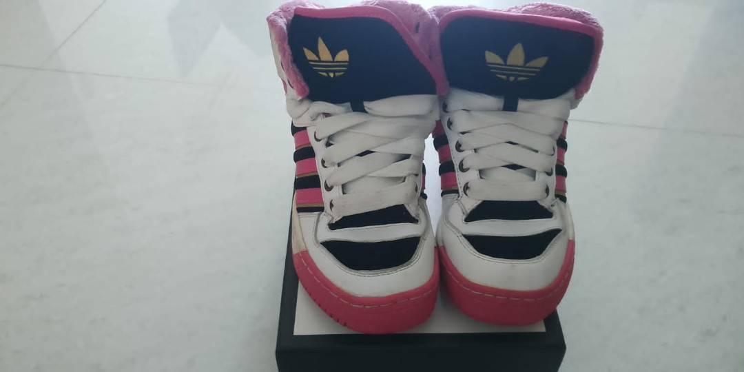 Adidas shoes high outlet tops pink and black