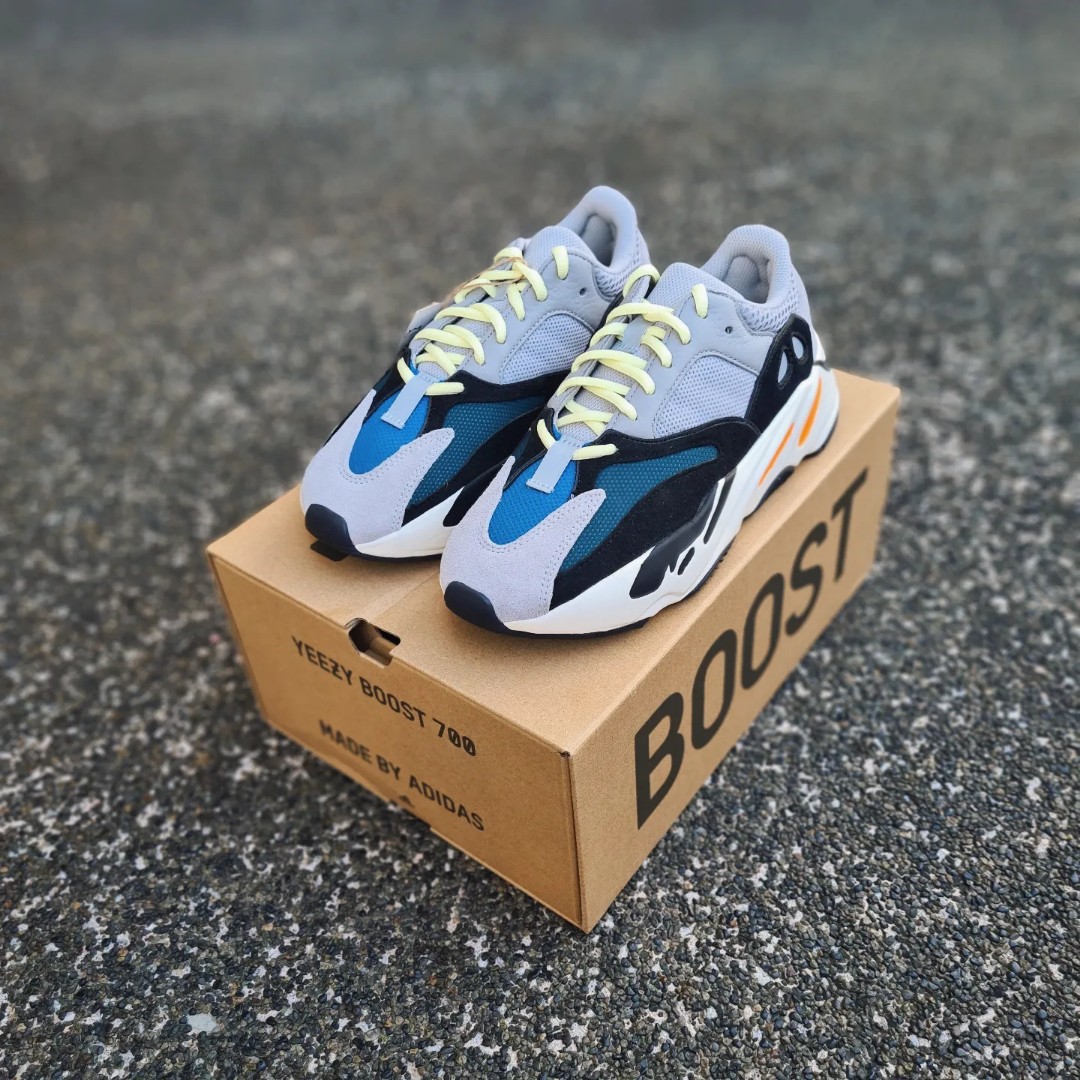 Yeezy waverunner og store