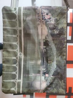 （分類：）位於 。 由 szeyu1 提交（商品編號 1155226077，圖片 1）。簡介： 。