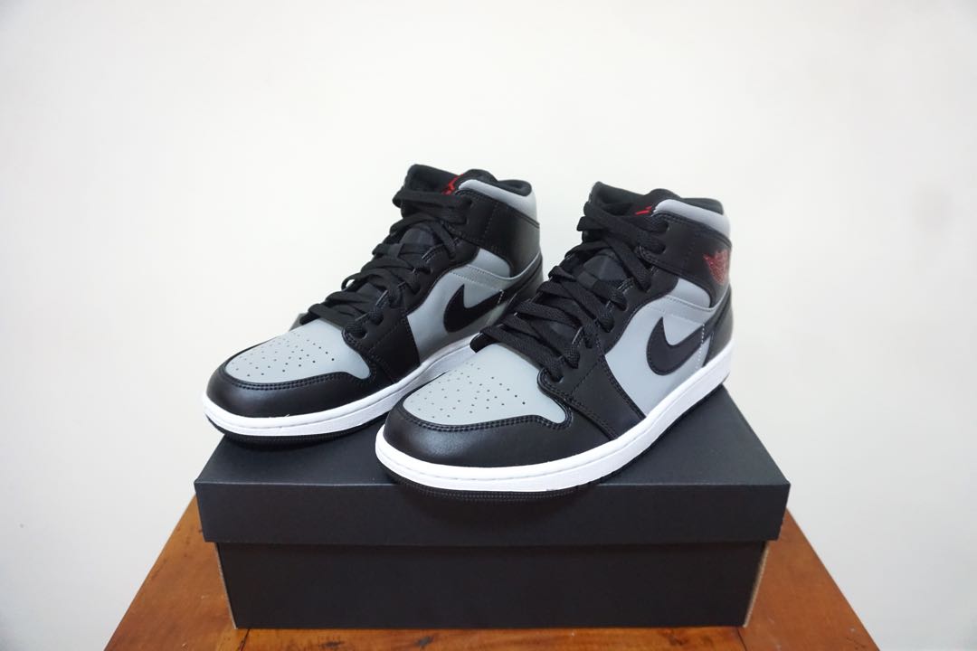 Air Jordan 1 Mid Shadow, Men's Fashion, Footwear, Sneakers on Carousell