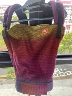 (Category: ) located in . Submitted by Mamaholic (Listing ID 1155170345, Image 1). Description: .
