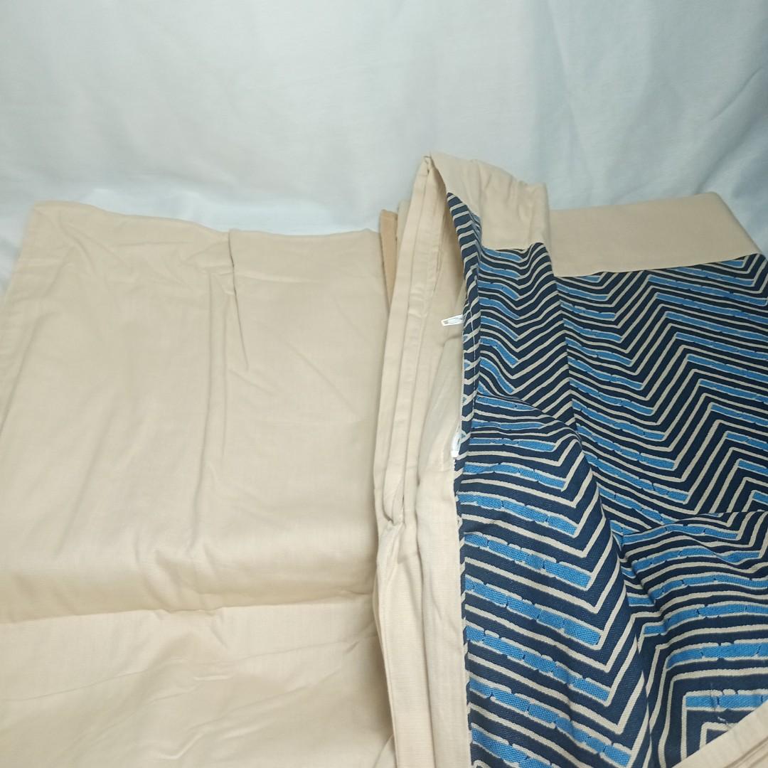 BED SHEET (SIDE ZIPPER) (Category: Bedding & Towels) located in Makati City. Submitted by nyxhemera26 (Listing ID 1155326616, Image 2). Description: BED SHEET (SIDE ZIPPER) • SIZE: SINGLE • 1 PC AVAILABLE.