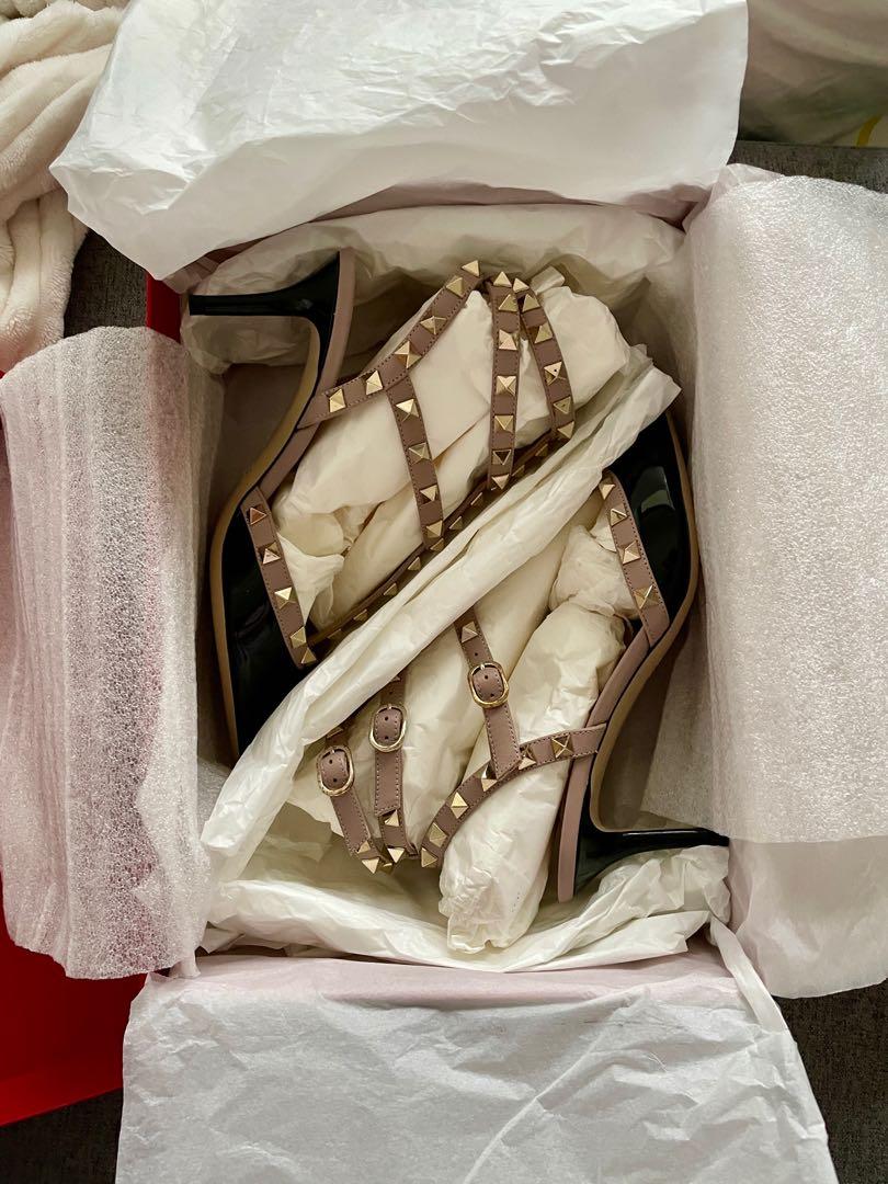 Lightly used ROCKSTUD CAGED PUMP 65MM 36 Women s Fashion Footwear Heels on Carousell