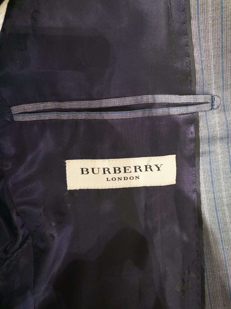 Burberry size 52 top
