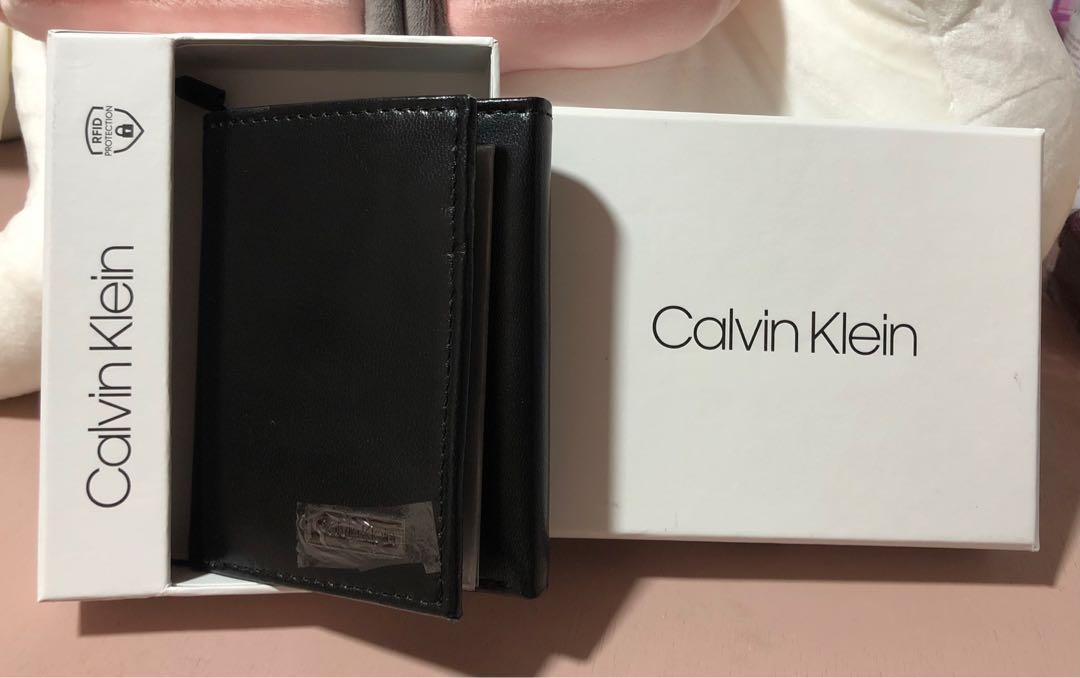 Calvin klein trifold outlet wallet