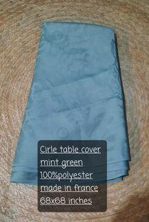 Cirle table cover