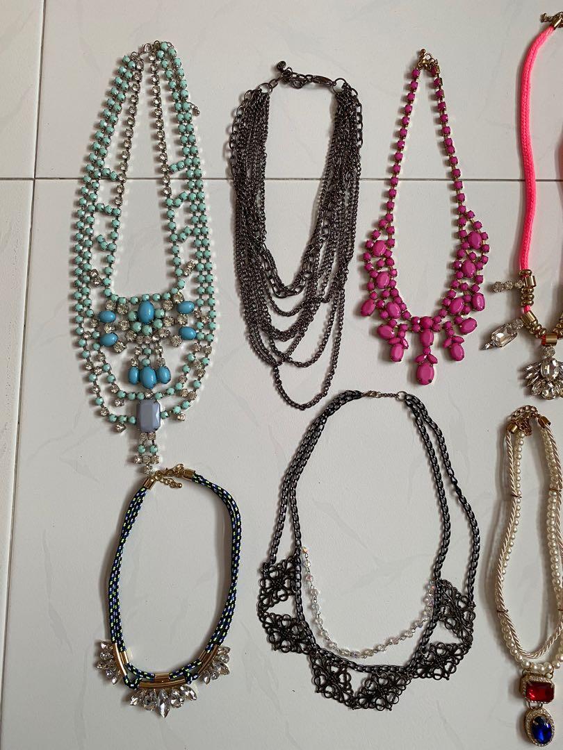 Costume jewellery fashion statement chunky necklace