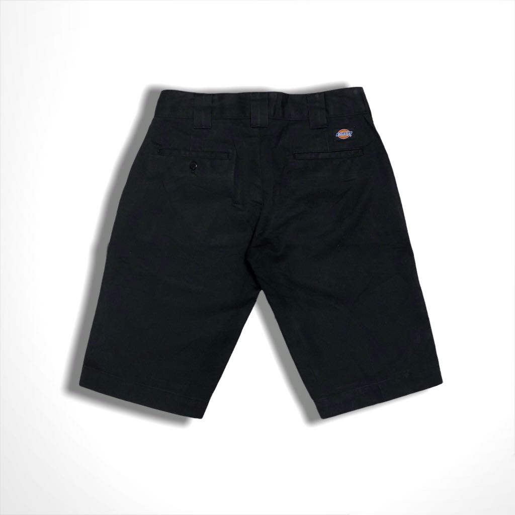 dikies short