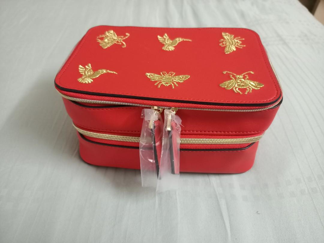 Estee lauder travel clearance bag