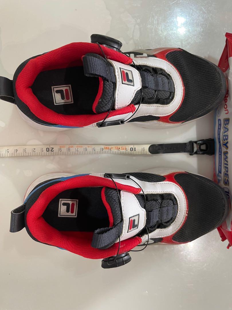 Fila 33 sneakers store