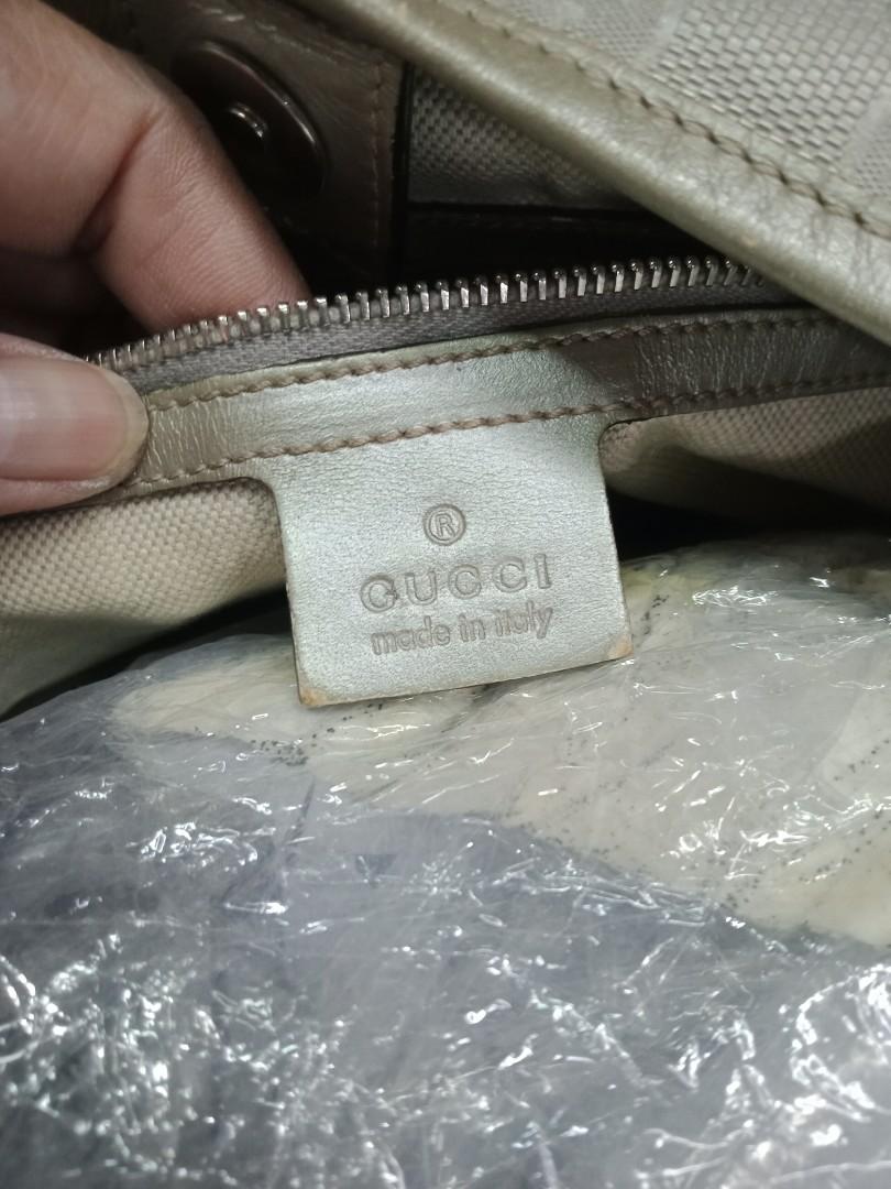 Gucci selver Authentic, Luxury, Bags & Wallets on Carousell