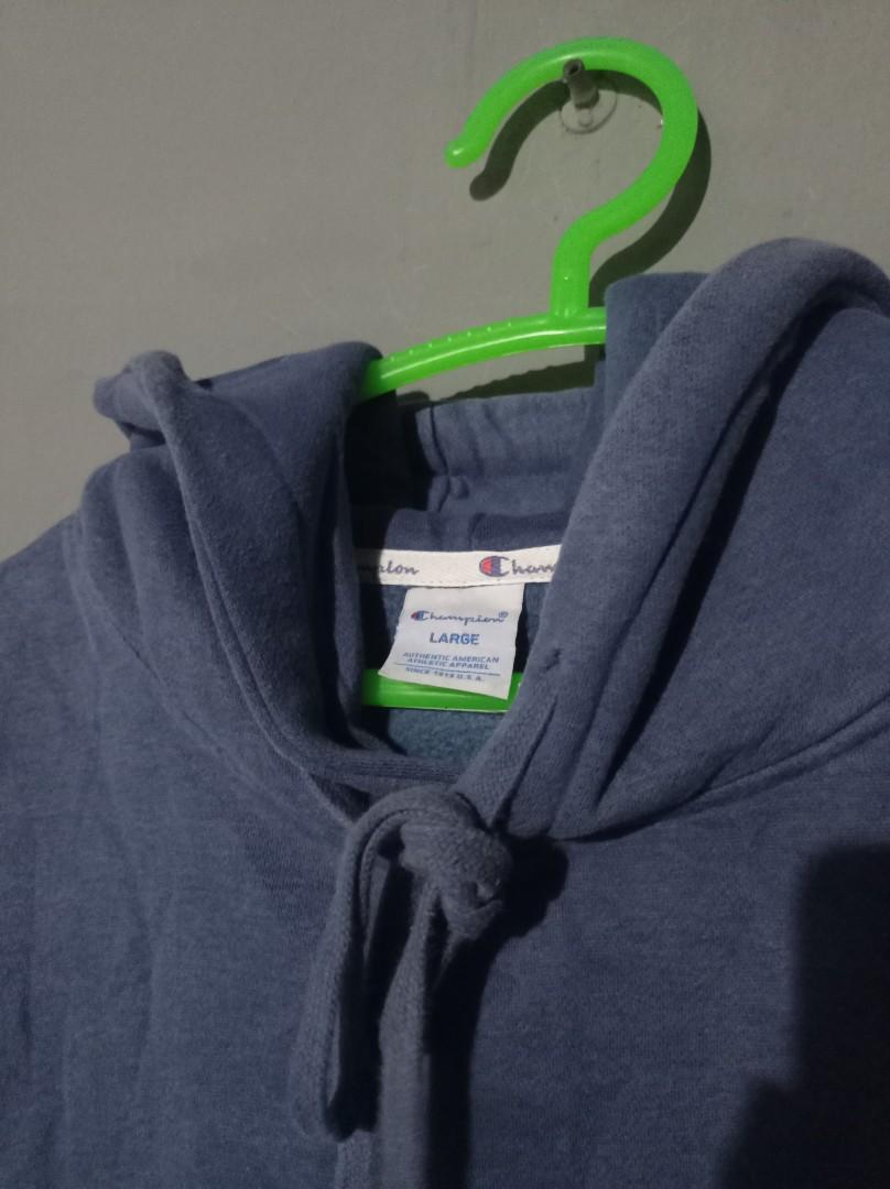 HOODIE CHAMPION BORDIR Fesyen Pria Pakaian Atasan di Carousell