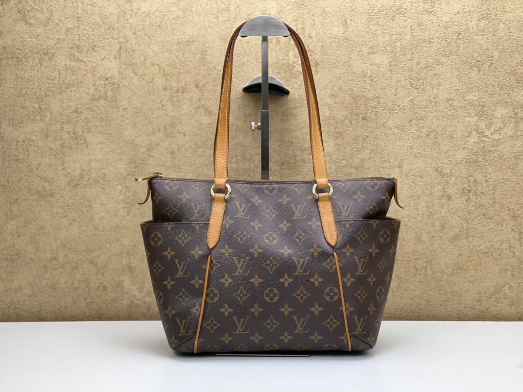Louis Vuitton Totally Size PM Brown M56688 Monogram
