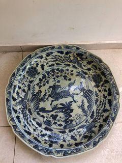 Mythical Chinese unicorn Qilin plate