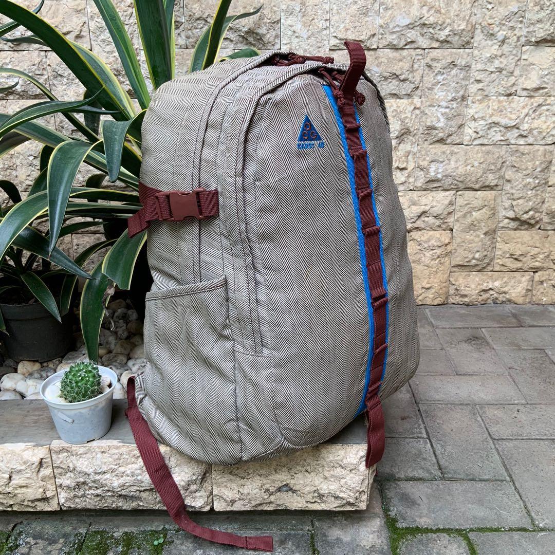 Nike acg shop karst 40 backpack