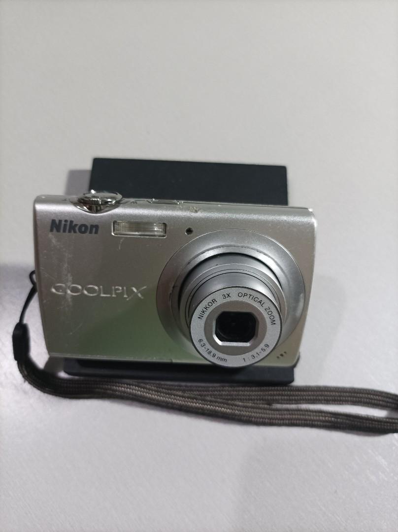 NIKON COOLPIX S203, Photography, Cameras on Carousell