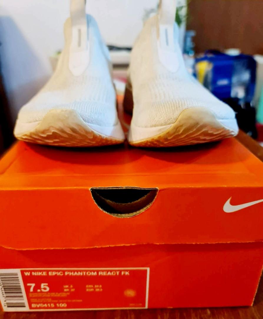 triple white nike epic phantom