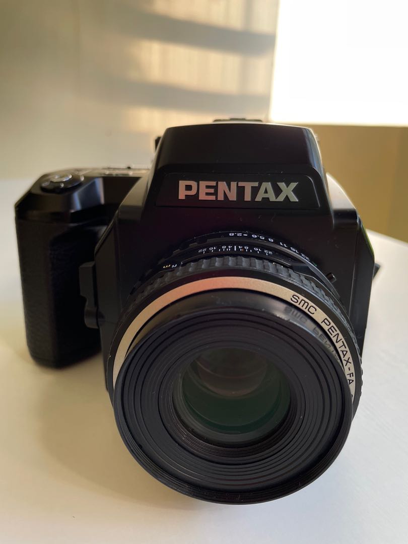 Pentax 645N with SMC PentaxFA 75mm f2.8 Autofocus lens Medium Format