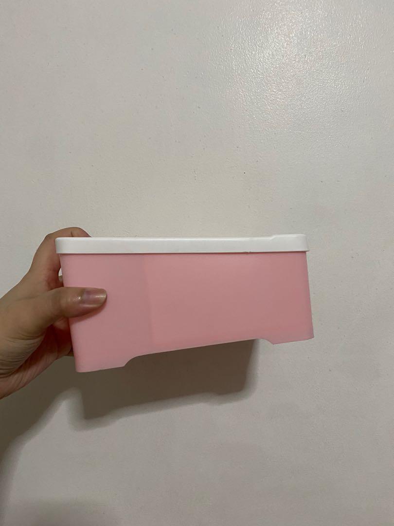 Pink containers and stationary set (Category: Craft Supplies & Tools) located in Quezon City. Submitted by ssamjang (Listing ID 1155311301, Image 2). Description: Selling my pink containers / stationary set!! Inclusions: - Pink cosmetics/pen holder (4 grid) - Peach file organizer (thick material) - Pink label maker - Baby pink desktop / personal mirror If you’re interested to get other things in my listings, we can talk about the price 😉 RFS: de
