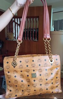 (Category: ) located in . Submitted by michellea. (Listing ID 1155145022, Image 1). Description: .