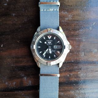 (Category: ) located in . Submitted by cartwheel (Listing ID 1155250330, Image 1). Description: .